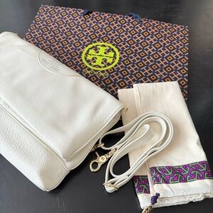 NWT Tory Burch Kipp Foldover Messenger Pebbled Leather Clutch Gifts Chain Gold